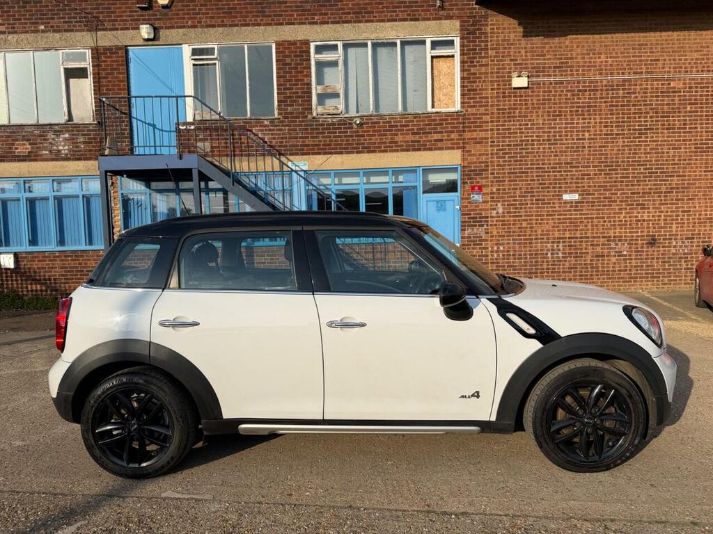 Mini Countryman 1.6 Cooper D All4 Euro 6 Ss BL66GZG White #6