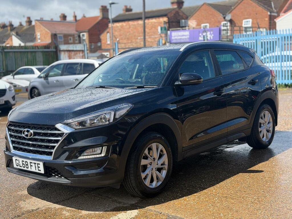 Hyundai Tucson 1.6 Gdi Se Nav Euro 6 Ss GL68FTE Black #3