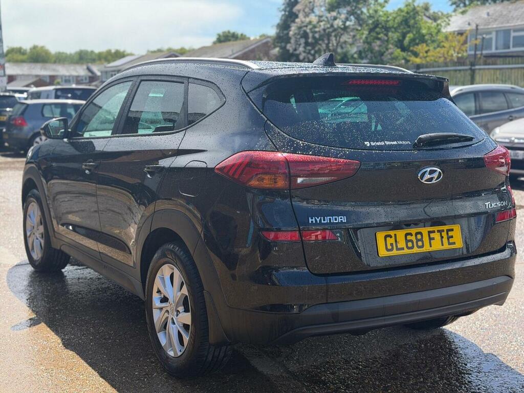 Hyundai Tucson 1.6 Gdi Se Nav Euro 6 Ss GL68FTE Black #4