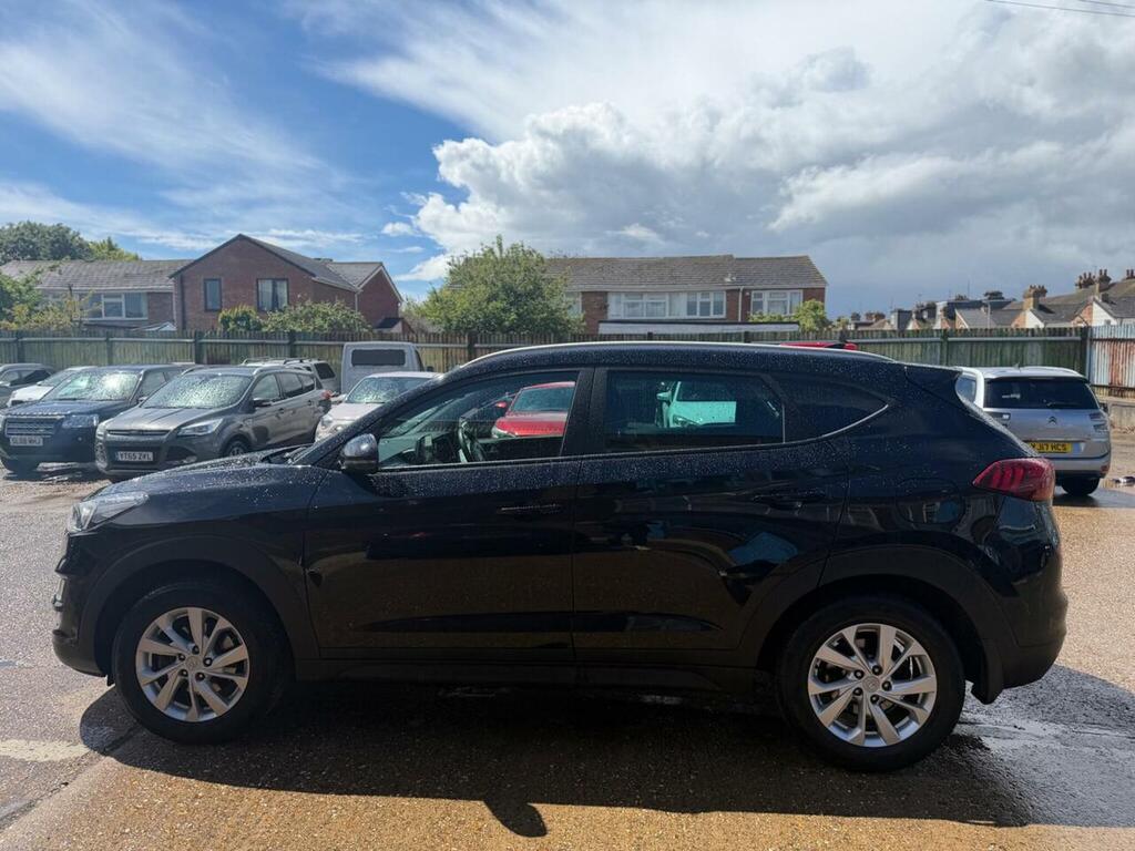Hyundai Tucson 1.6 Gdi Se Nav Euro 6 Ss GL68FTE Black #6