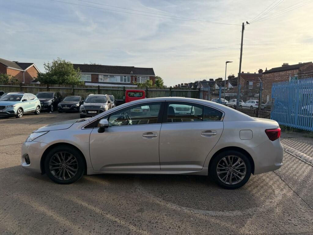 Toyota Avensis 1.6 D-4d Business Edition Euro 6 Ss Silver #4