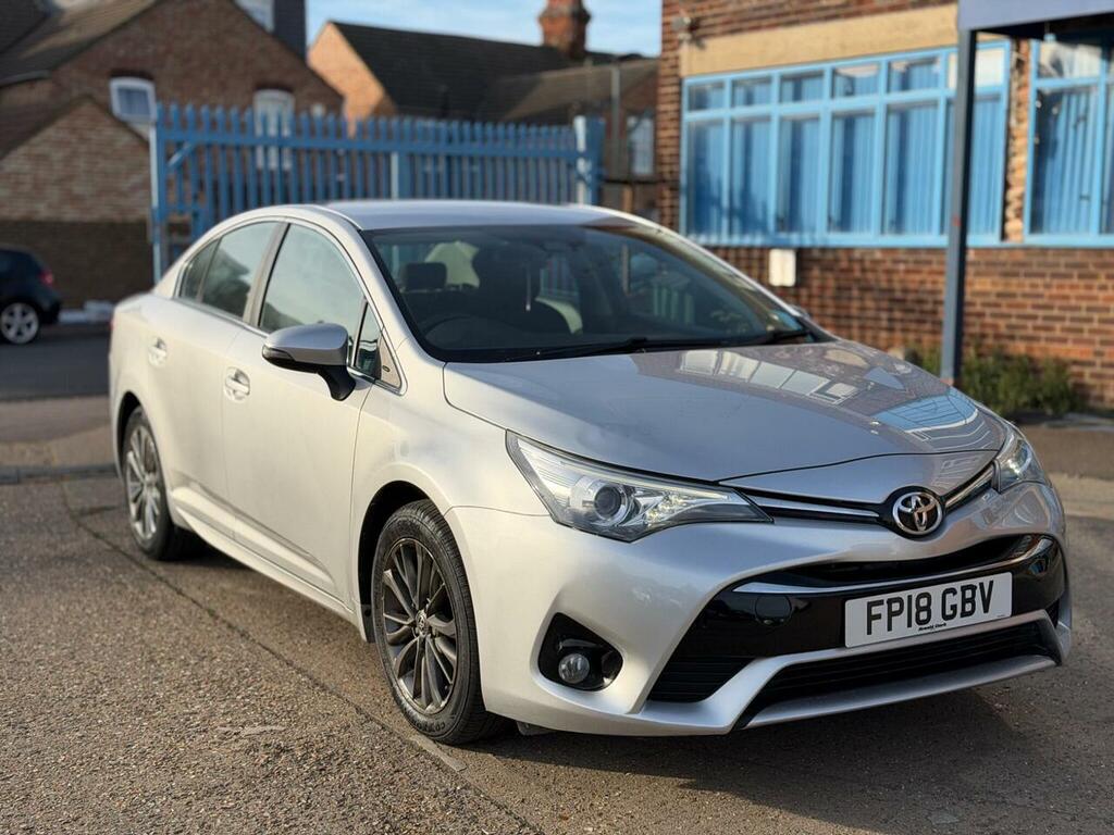 Toyota Avensis 1.6 D-4d Business Edition Euro 6 Ss Silver #2