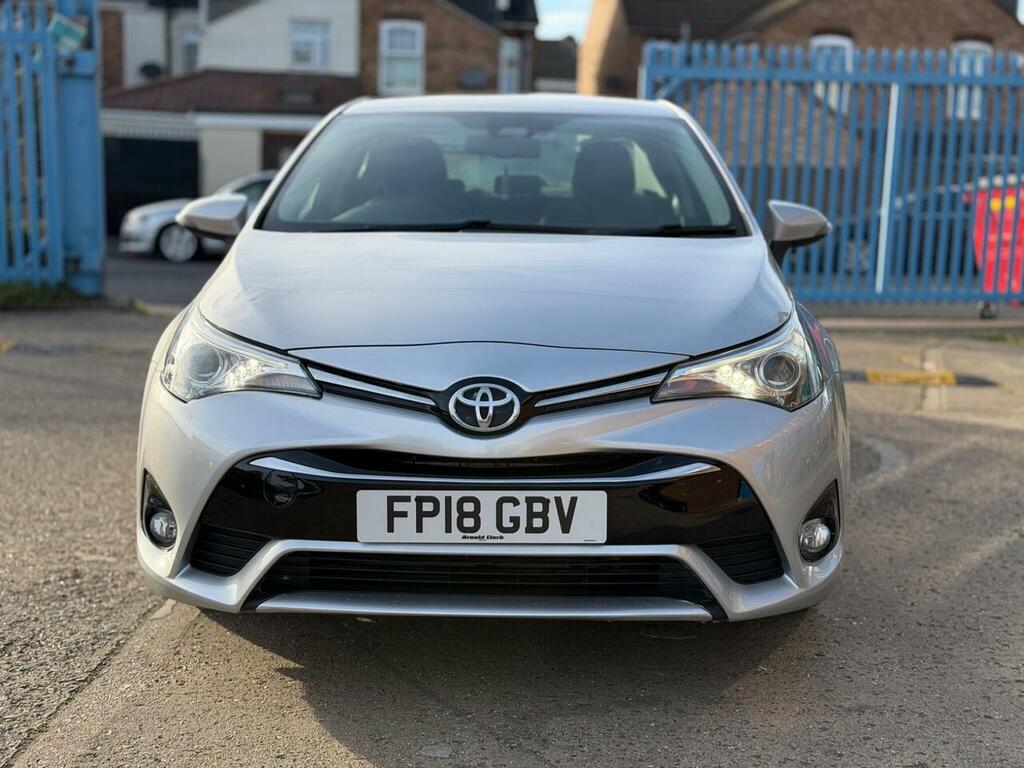 Toyota Avensis 1.6 D-4d Business Edition Euro 6 Ss Silver #3