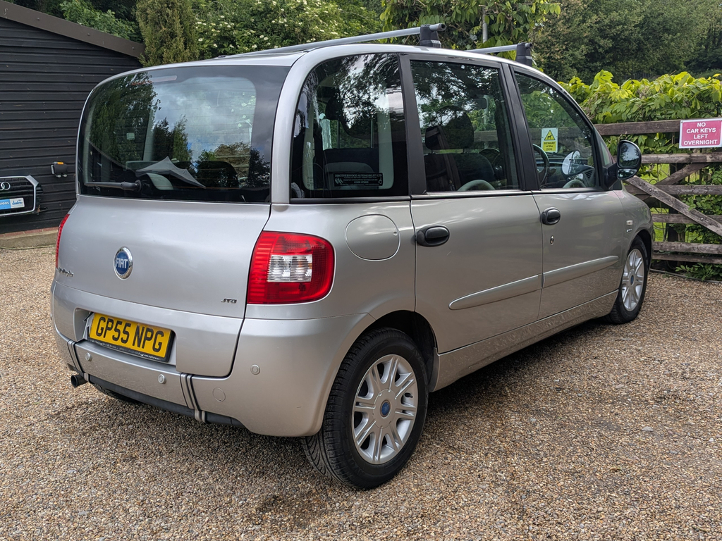 Fiat Multipla 1.9 Eleganza Jtd Red #13