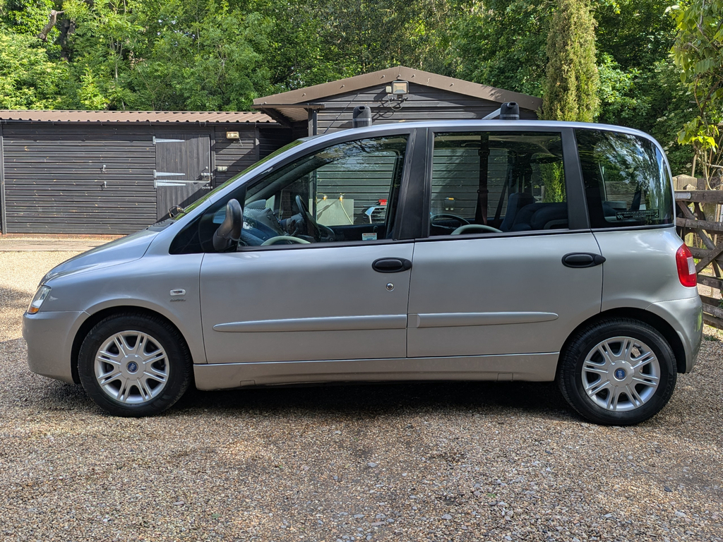 Fiat Multipla 1.9 Eleganza Jtd Red #10