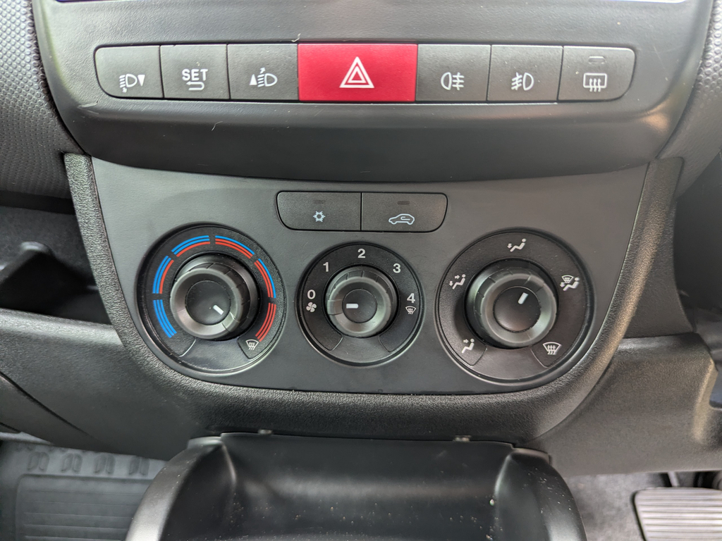 Fiat Doblo Cargo 1.3 Multijet 16V White #30