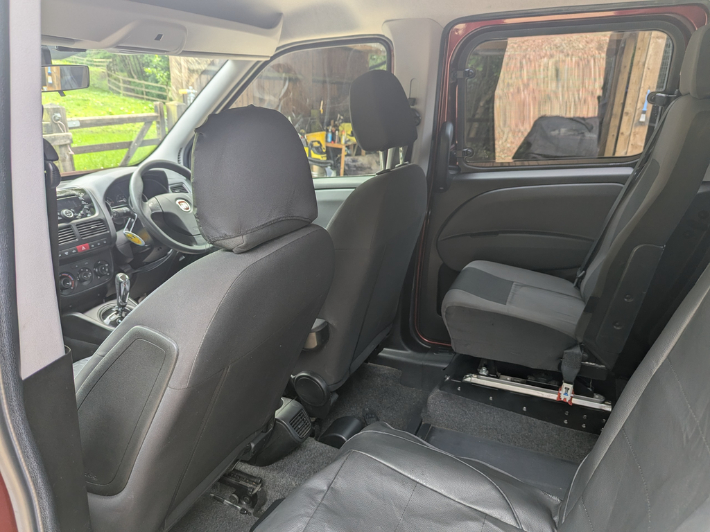 Fiat Doblo Cargo 1.3 Multijet 16V White #23