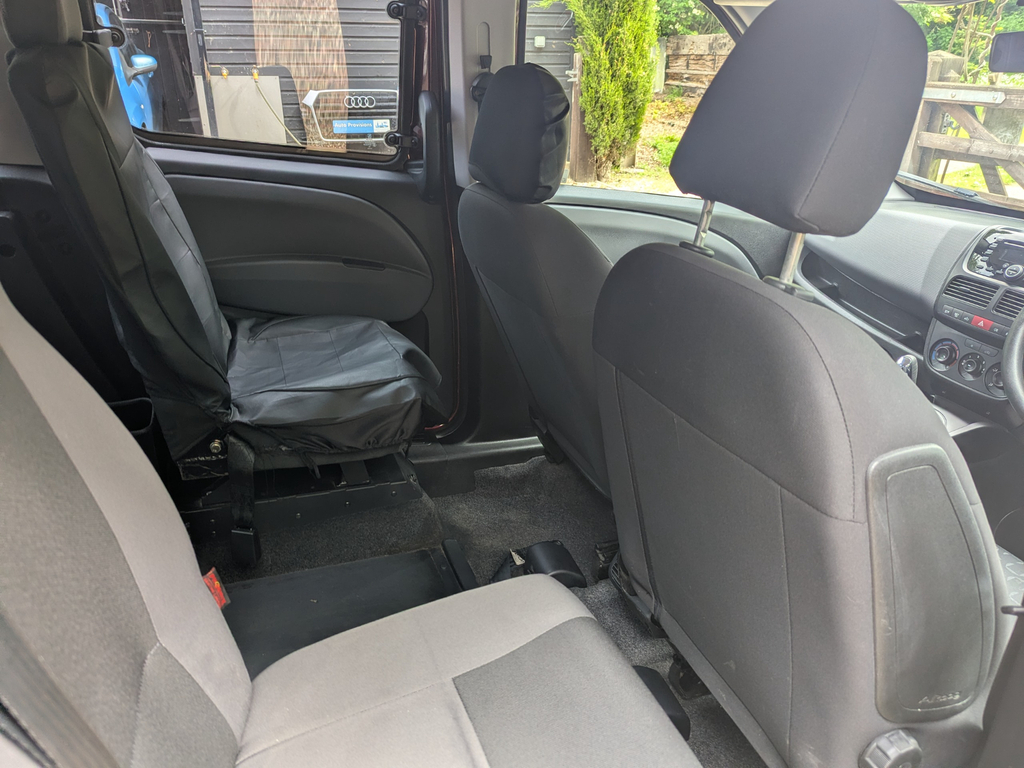 Fiat Doblo Cargo 1.3 Multijet 16V White #25