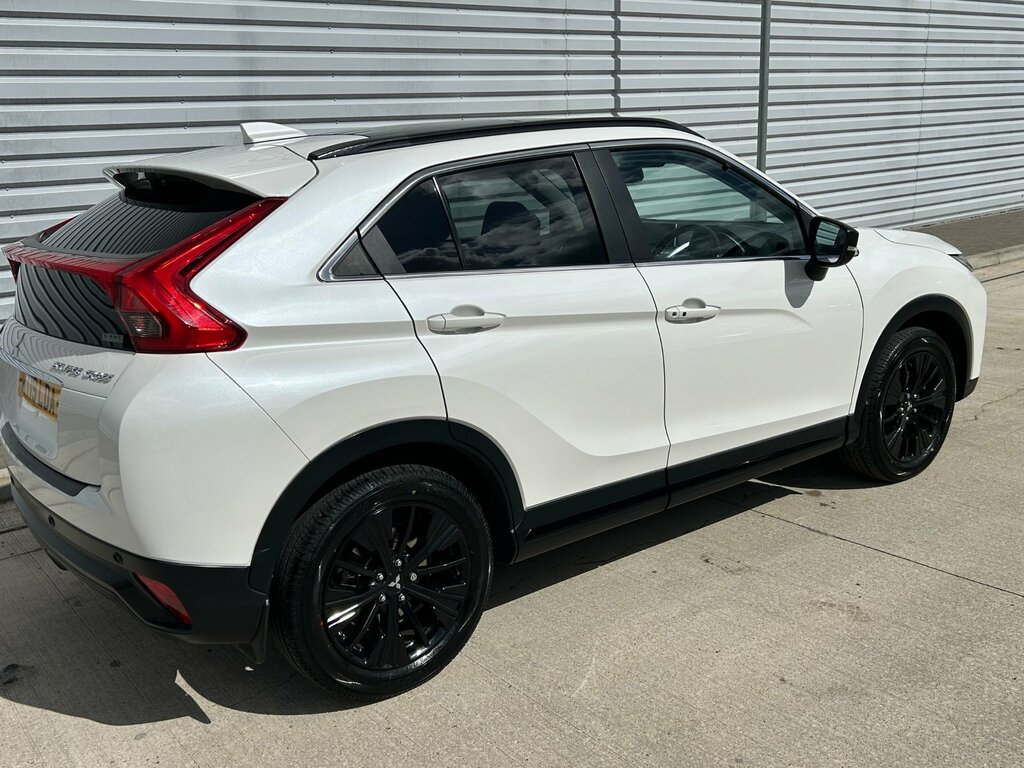 Mitsubishi Eclipse Cross 1.5T Black Suv Cvt 4Wd Euro 6 Ss 16 HT19LDA White #4