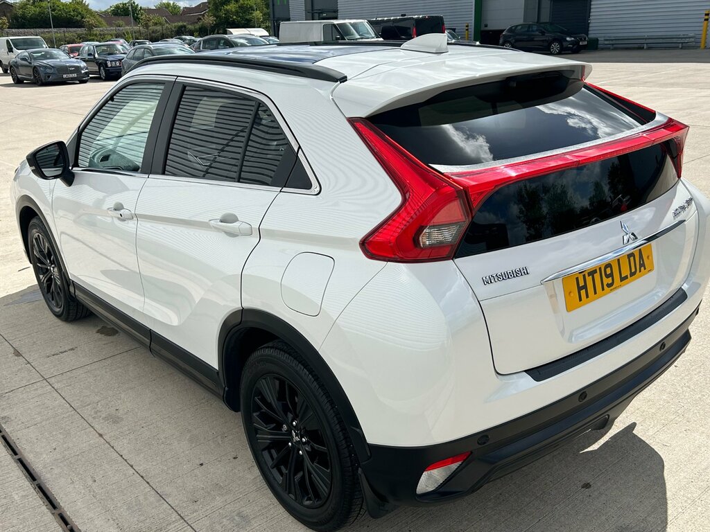 Mitsubishi Eclipse Cross 1.5T Black Suv Cvt 4Wd Euro 6 Ss 16 HT19LDA White #6