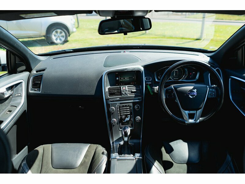 Volvo XC60 D5 R-design Nav - 2017 67 NJ67GOK Blue #3