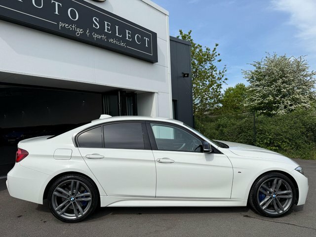 BMW 3 Series 320D M Sport Shadow WO18YAG White #2