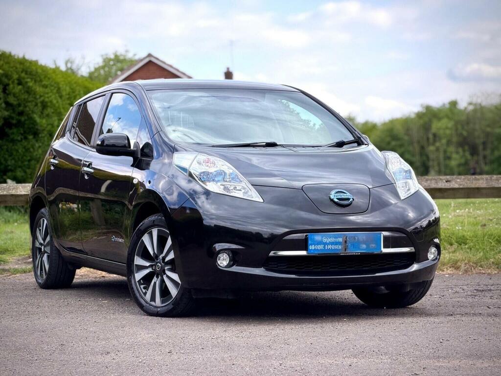 Nissan Leaf 30Kwh Tekna Black