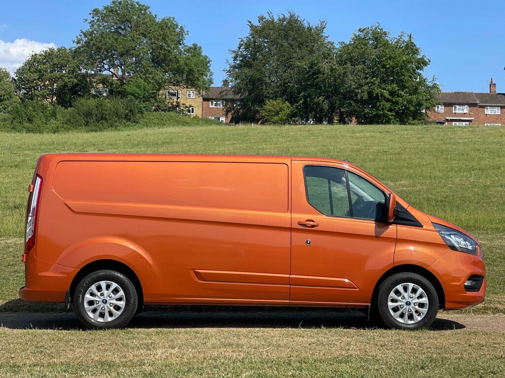 Ford Transit Custom 2.0 300 Ecoblue Limited L2 H1 Euro 6 SS19CEX Orange #3