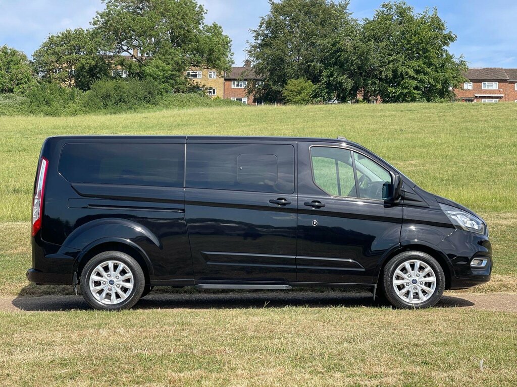 Ford Tourneo Custom 2.0 320 Ecoblue Titanium L2 Euro 6 Ss Black #3