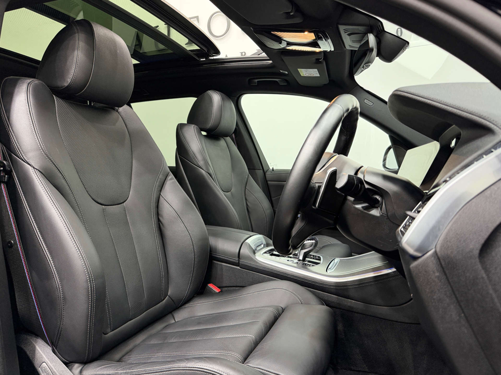 BMW X5 4.4 L M50i 4Wd RO72JKN #2