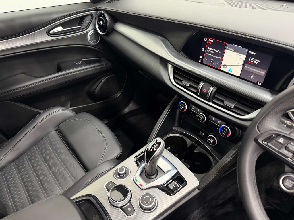 Alfa Romeo Stelvio  Red #34