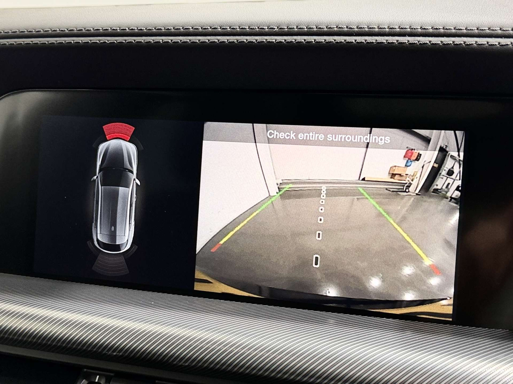 Alfa Romeo Stelvio  Red #35