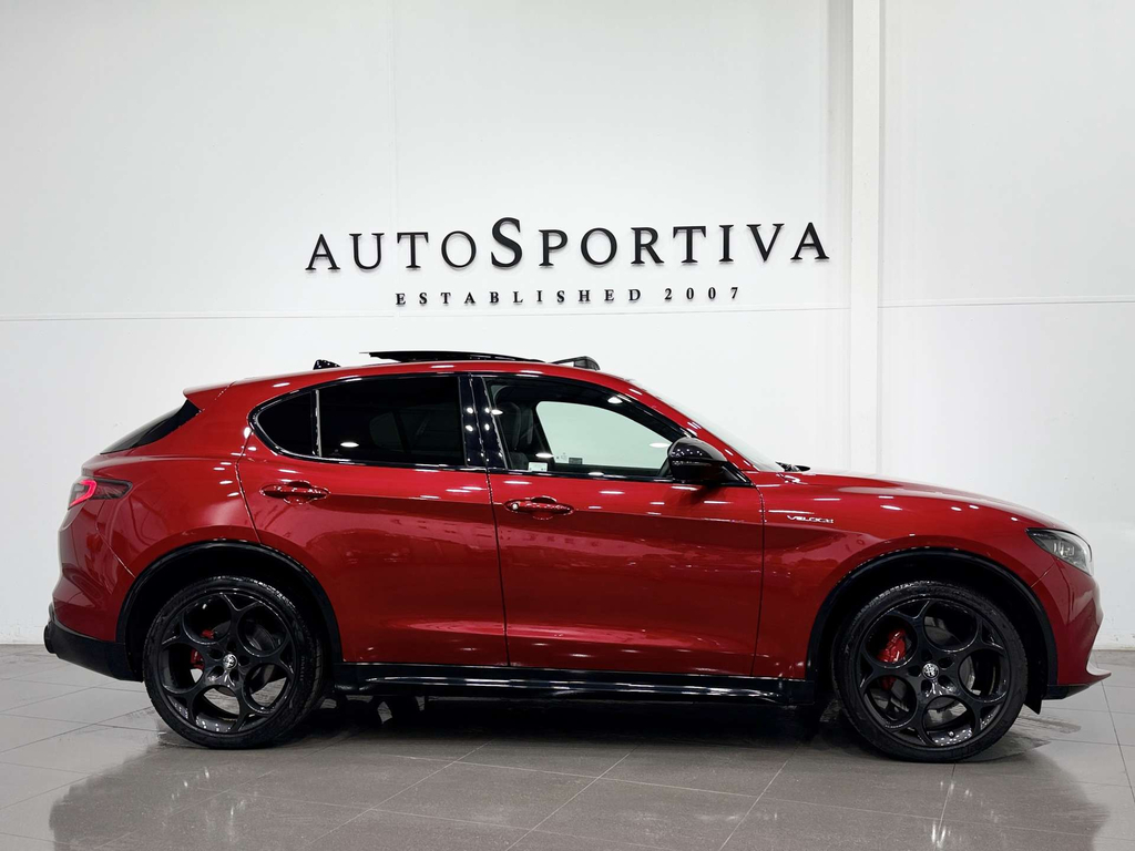Alfa Romeo Stelvio  Red #5