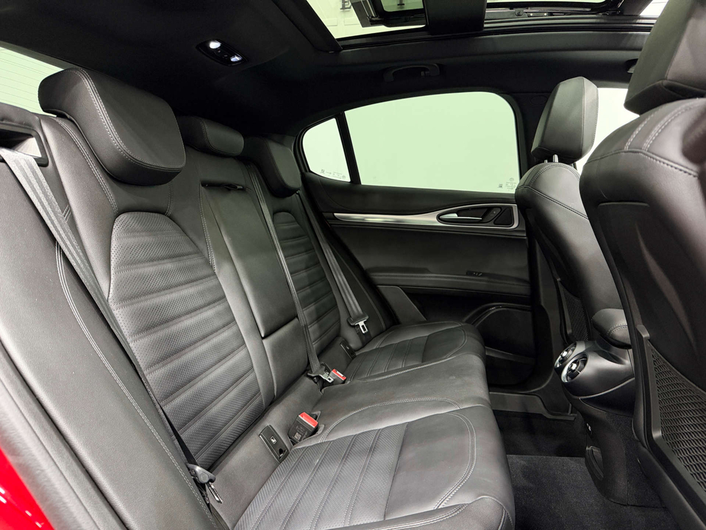 Alfa Romeo Stelvio  Red #13