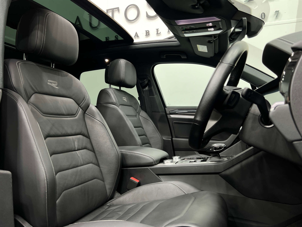 Volkswagen Touareg 3 L V6 Black Edition Tsi 4Wd #2