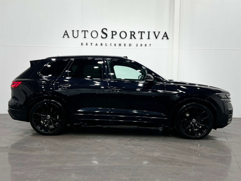 Volkswagen Touareg 3 L V6 Black Edition Tsi 4Wd #3
