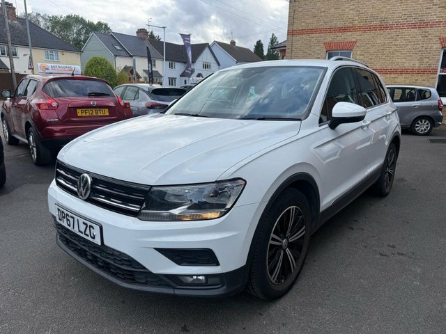 Volkswagen Tiguan Tdi Se Navigation Suv DP67LZG White #4