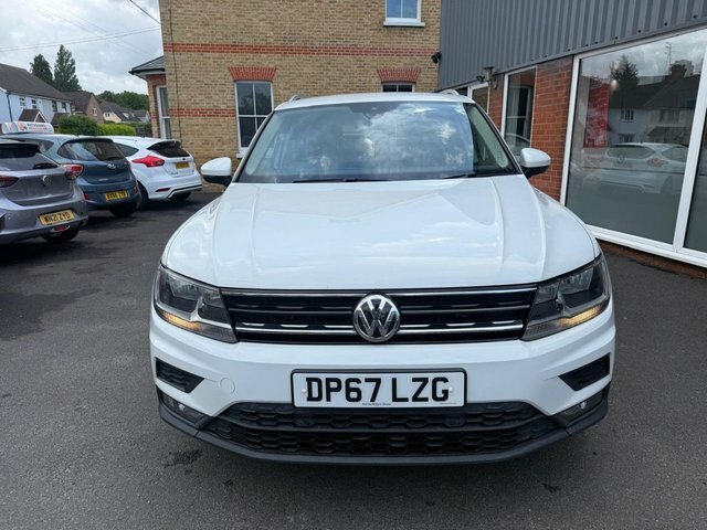 Volkswagen Tiguan Tdi Se Navigation Suv DP67LZG White #3