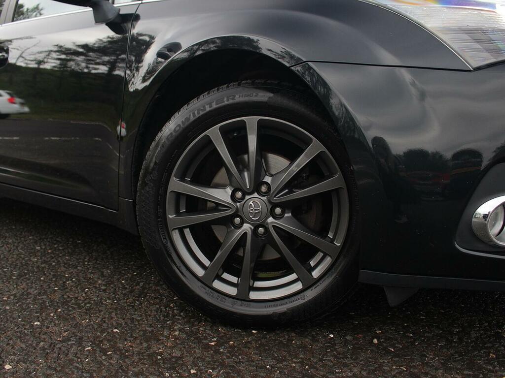 2012 Toyota Avensis