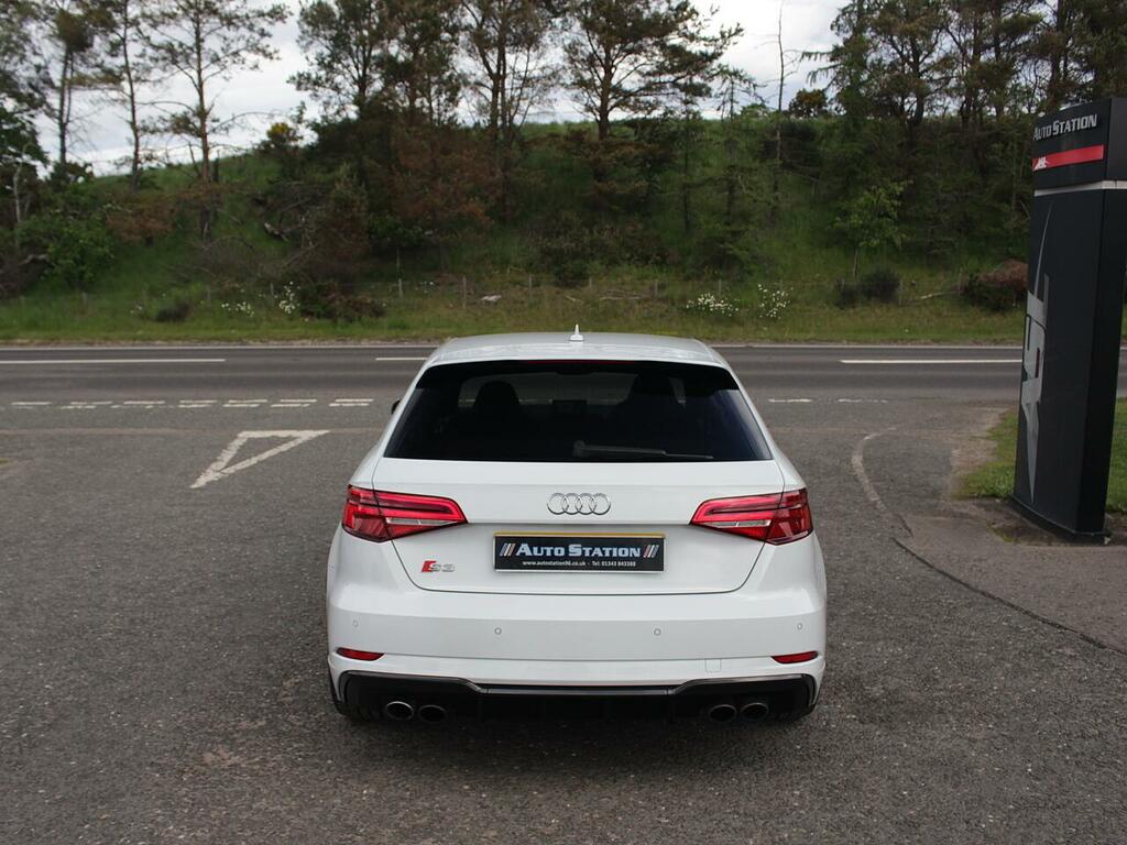 Audi S3 2.0 Tfsi Black Edition Sportback S Tronic Quattro White #2