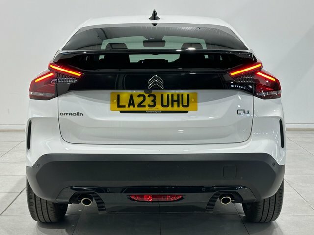 Citroen C4 Puretech Shine Plus Eat8 LA23UHU White #4