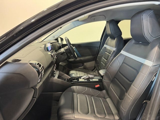 Citroen e-C4 Shine Plus DU72LNK Black #2