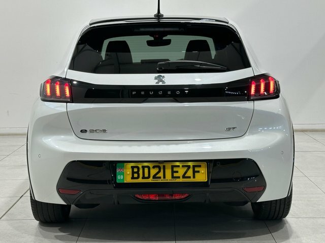 Peugeot e-208 Gt Auto 5dr BD21EZF White #4