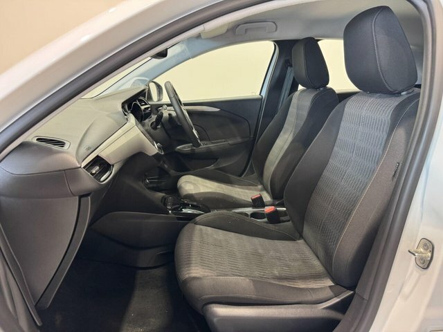 Vauxhall Corsa Turbo Design Euro LP23GXE White #2