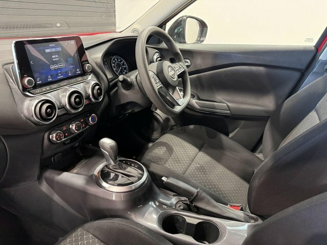 Nissan Juke Dig-t Acenta Dct YE24ZFA Red #3
