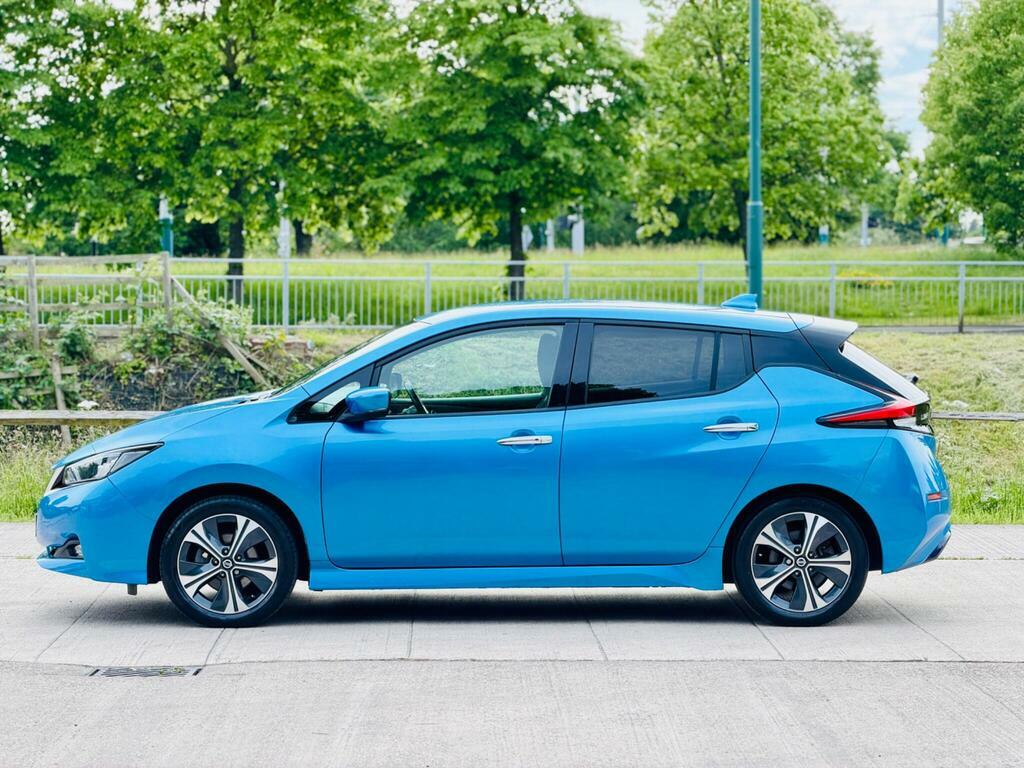 Nissan Leaf 40Kwh Tekna EO71ZHW Blue #5