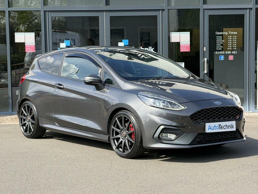 Ford Fiesta Ford Fiesta 1.5T Ecoboost St-3 Euro 6 Ek19 Yzb Grey