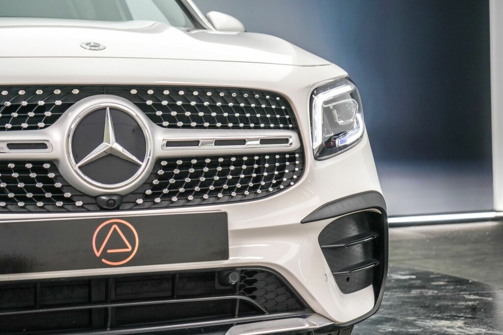 Mercedes-Benz GLB Class 2022 2.0 Glb220d Amg Line Premium Suv NL22WXO White #4