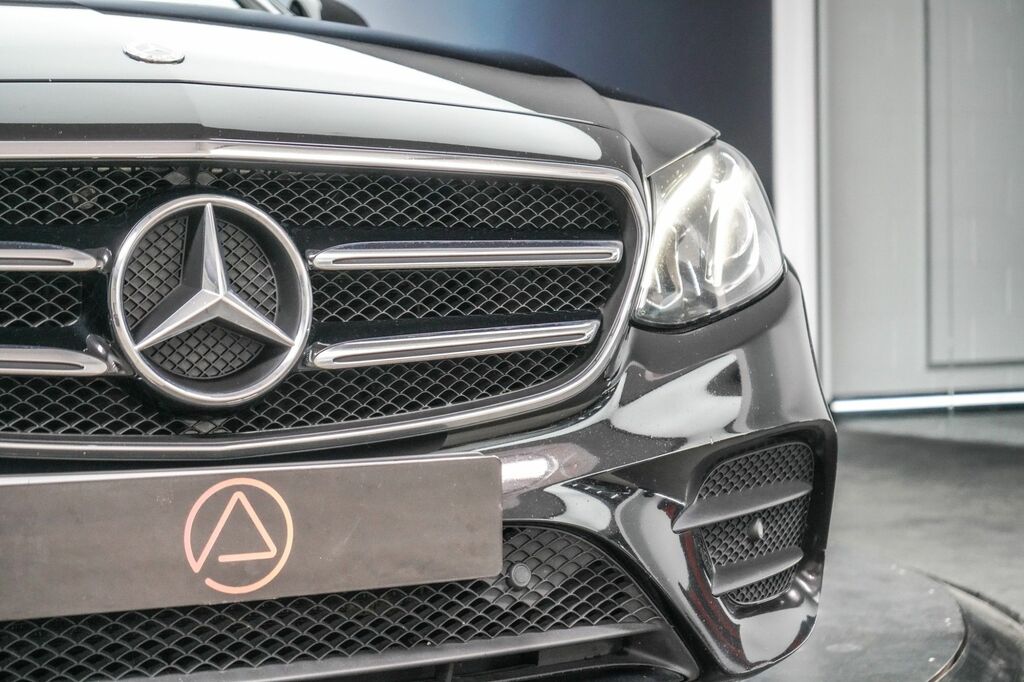 Mercedes-Benz E Class 2017 2.0 E220d Amg Line Estate G-tronic MJ67FYC Black #4