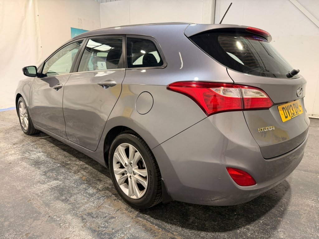 Hyundai I30 1.6L Style Nav DV13DHL Grey #3