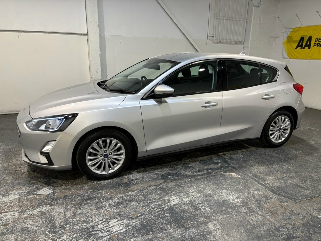 Ford Focus 1.5L Titanium HL19CMO Silver #2