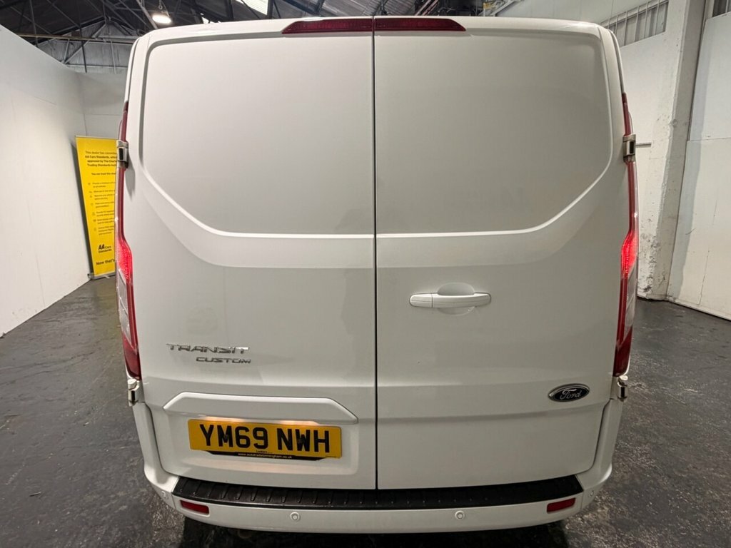 Ford Transit Custom 2L Limited YM69NWH White #4