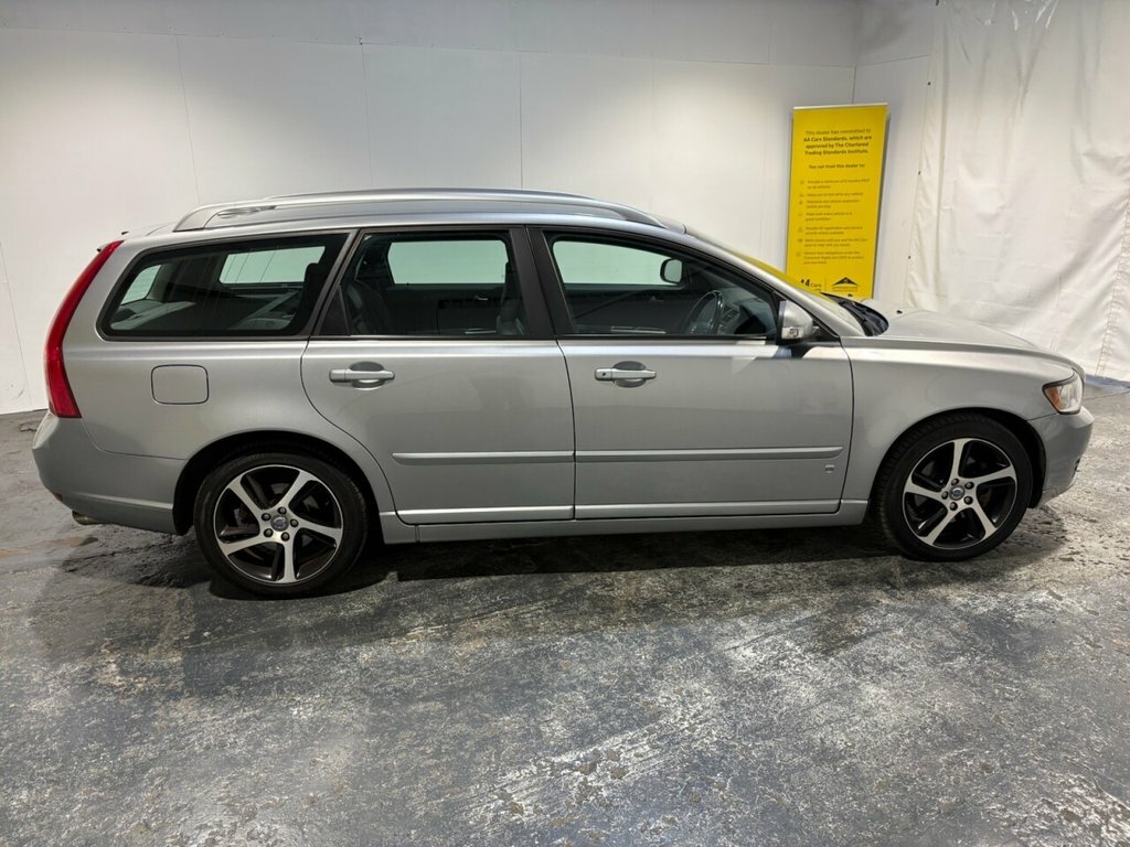 Volvo V50 2L Se Lux Edition Silver #5
