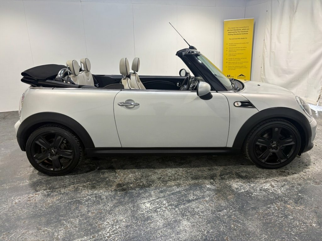 Mini Convertible 1.6L Cooper D Soho Silver #5