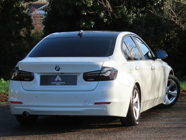 BMW 3 Series Manual NG12EAE White #4