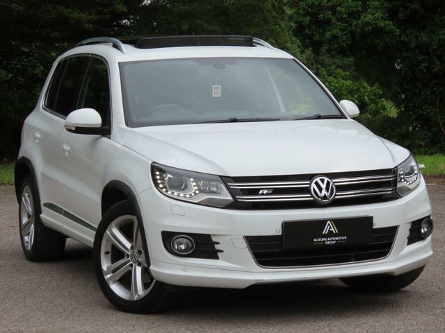 Volkswagen Tiguan Tiguan R Line Tdi Bluemotion Technology 4Motion EG15FZK White #4