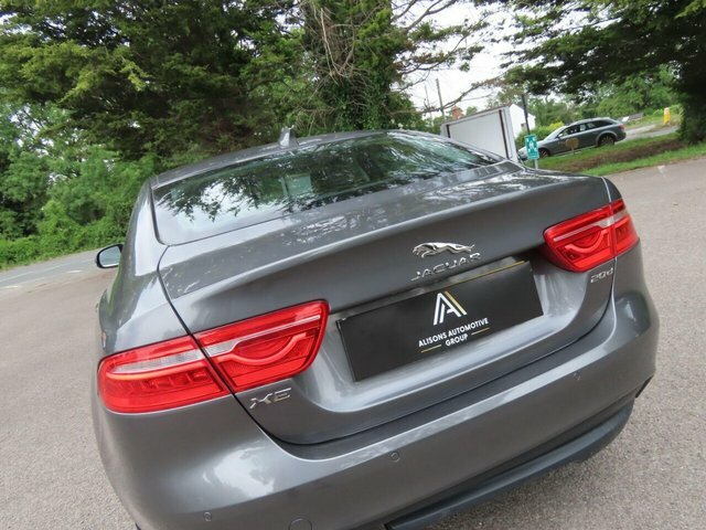 Jaguar XE Automatic VN18LGW Grey #4