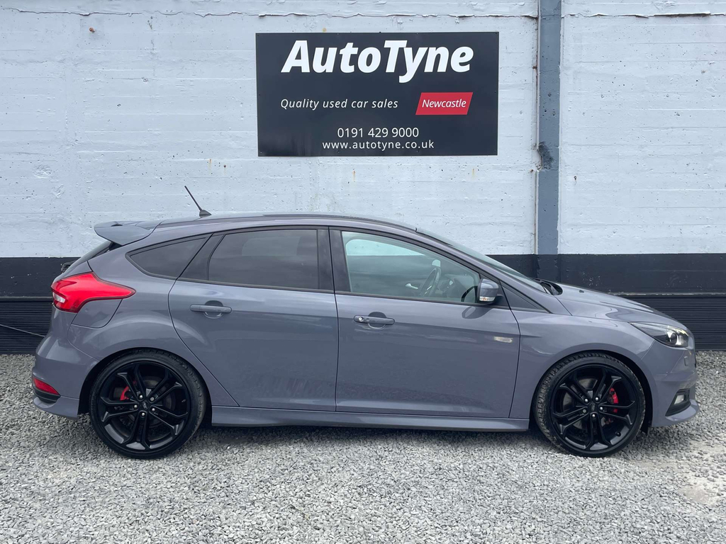 Ford Focus St-3 T ML67VPC #5