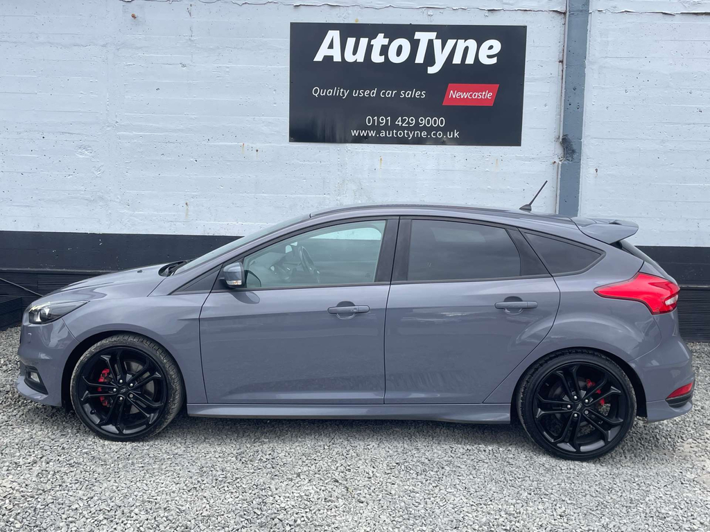 Ford Focus St-3 T ML67VPC #4