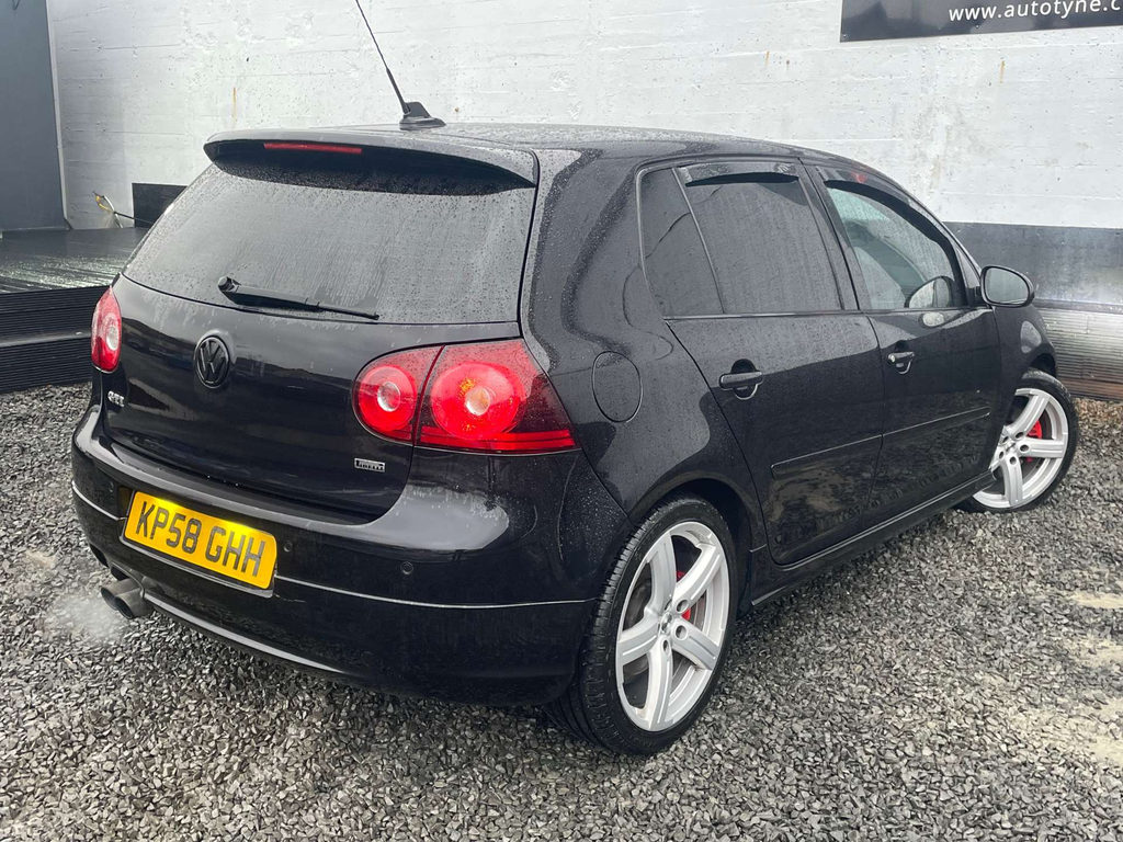Volkswagen Golf Gti Pirelli Black #5